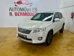 Blanco Usado 2012 Toyota RAV4 Executive SUV | 15.800 € (Precio justo)