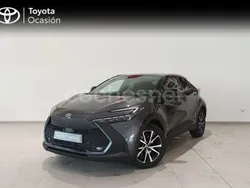 Gris / plata Usado 2024 Toyota C-HR Advance SUV | 36.900 €