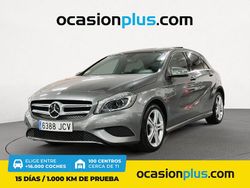 Gris Usado 2015 Mercedes A180 Style Utilitario | 16.990 € (Precio justo)