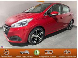 Granate Usado 2019 Peugeot 208 GT-line Utilitario | 14.490 € (Un poco caro)