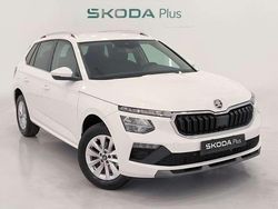 Blanco Usado 2024 Skoda Kamiq Selection SUV | 22.590 € (Un poco caro)