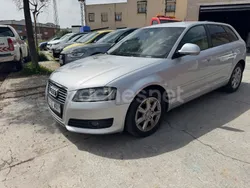 Gris / plata Usado 2010 Audi A3 Sportback Ambition Berlina | 6499 € (Precio justo)