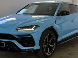 Azul Usado 2022 Lamborghini Urus SUV | 339.900 €