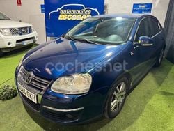 Azul Usado 2009 VW Jetta Highline Berlina | 3900 € (Precio justo)