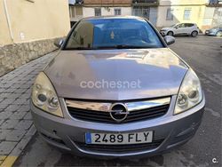 Gris / plata Usado 2007 Opel Vectra Cosmo Berlina | 2000 € (Buen precio)