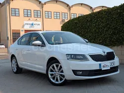 Blanco Usado 2015 Skoda Octavia Style Berlina | 14.950 € (Precio justo)