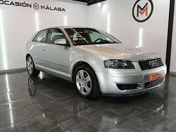 Gris Usado 2004 Audi A3 Attraction Utilitario | 4900 € (Precio justo)