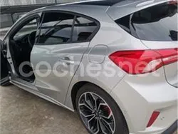 Gris / plata Usado 2019 Ford Focus ST-Line Berlina | 17.800 € (Precio justo)