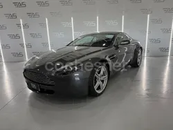 Gris / plata Usado 2009 Aston Martin V8 Vantage Coupe | 36.000 €