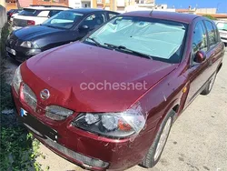 Granate Usado 2004 Nissan Almera Comfort Berlina | 700 €