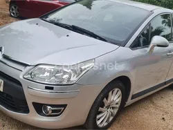 Gris / plata Usado 2009 Citroën C4 Exclusive Berlina | 3990 € (Precio justo)