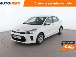 Blanco Usado 2017 Kia Rio Berlina | 10.099 € (Precio justo)