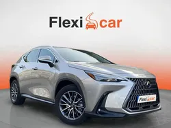 Gris Usado 2022 Lexus NX350h Luxury Line SUV | 37.190 €