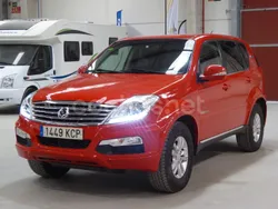 Rojo Usado 2017 Ssangyong Rexton SUV | 14.995 € (Precio justo)