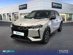 Gris claro Usado 2024 DS Automobiles DS3 Performance SUV | 23.990 € (Precio justo)
