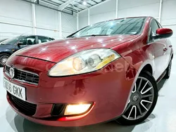 Rojo Usado 2009 Fiat Bravo Dynamic Utilitario | 4990 € (Precio justo)