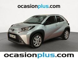 Gris Usado 2024 Toyota Aygo Play Utilitario | 13.455 € (Precio justo)