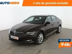 Marrón Usado 2015 Skoda Superb Style Berlina | 13.499 € (Buen precio)
