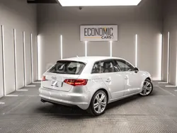 Gris / plata Usado 2013 Audi A3 Sportback Ambiente Berlina | 17.999 € (Caro)
