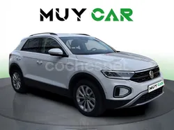 Blanco Usado 2024 VW T-Roc Life SUV | 28.990 € (Un poco caro)