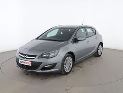 Gris Usado 2015 Opel Astra Selective Utilitario | 9099 € (Precio justo)