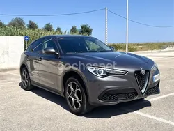 Gris / plata Usado 2018 Alfa Romeo Stelvio SUV | 24.500 € (Precio justo)