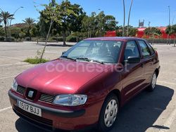 Granate Usado 2001 Seat Cordoba Stella Berlina | 2500 € (Caro)