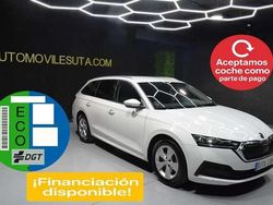 Blanco Usado 2021 Skoda Octavia Ambition Familiar | 12.999 € (Precio justo)