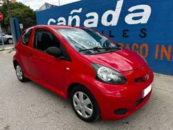 Rojo Usado 2010 Toyota Aygo Utilitario | 5750 € (Precio justo)