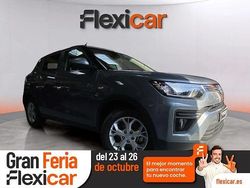 Gris Usado 2023 Ssangyong (KGM) Tivoli SUV | 18.990 €