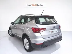 Gris plata Usado 2024 Seat Arona Style SUV | 20.490 € (Precio justo)