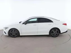 Amarillo Usado 2020 Mercedes CLA200 AMG line Berlina | 27.332 € (Buen precio)