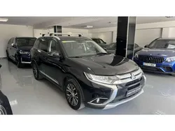 Negro Usado 2016 Mitsubishi Outlander SUV | 19.900 € (Precio justo)