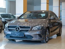 Gris / plata Usado 2018 Mercedes CLA200 Berlina | 24.990 € (Un poco caro)