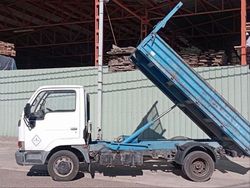 Blanco Usado 2001 Nissan Cabstar Recogida | 13.490 €