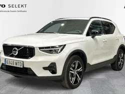 Blanco Usado 2024 Volvo XC40 Plus SUV | 37.500 € (Un poco caro)
