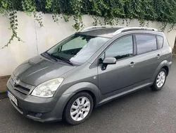 Gris Usado 2006 Toyota Corolla Verso Luna Monovolumen | 5000 € (Precio justo)