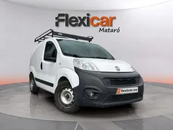 Blanco Usado 2021 Fiat Fiorino Monovolumen | 9990 € (Buen precio)