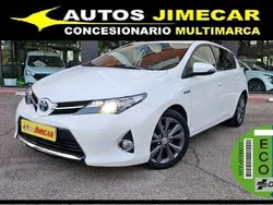 Blanco Usado 2015 Toyota Auris Hybrid Active Utilitario | 13.990 € (Precio justo)