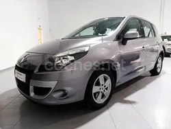 Gris / plata Usado 2010 Renault Scénic III Monovolumen | 6990 € (Precio justo)