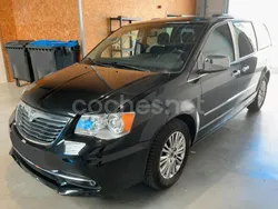 Negro Usado 2015 Lancia Voyager Platinum Monovolumen | 16.900 € (Precio justo)