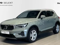 Verde Usado 2024 Volvo XC40 Core SUV | 32.900 € (Buen precio)