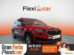 Rojo Usado 2023 Skoda Karoq Ambition SUV | 18.990 € (Super precio)