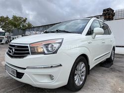 Blanco Usado 2014 Ssangyong (KGM) Rodius Monovolumen | 8399 € (Precio justo)