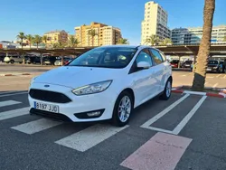 Blanco Usado 2015 Ford Focus Titanium Utilitario | 7900 € (Precio justo)