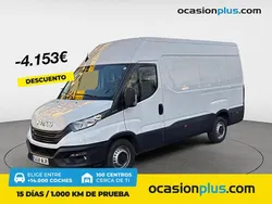 Blanco Usado 2023 Iveco Daily Berlina | 28.200 € (Precio justo)