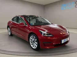 Burdeos Usado 2019 Tesla Model 3 Berlina | 26.975 € (Precio justo)