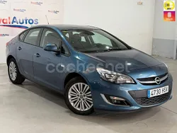 Azul Usado 2013 Opel Astra Selective Berlina | 8900 € (Precio justo)
