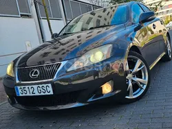Gris / plata Usado 2009 Lexus IS250 Luxury Line Berlina | 9800 € (Precio justo)