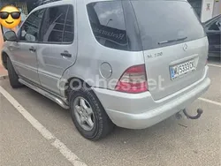 Gris / plata Usado 2000 Mercedes ML320 SUV | 5000 € (Super precio)